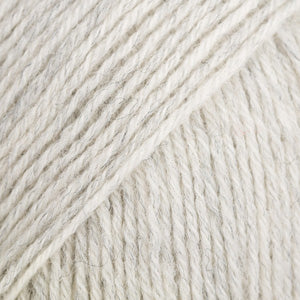 DROPS Fabel yarn Light Pearl Grey