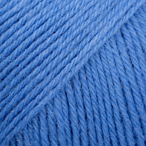 DROPS Fabel yarn Cornflower Blue