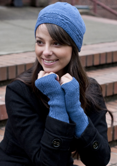 Cascade Heritage - Seamless Hat and Mitts